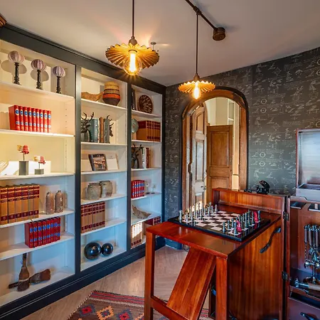 De Luxe Le Balmoral 30a *