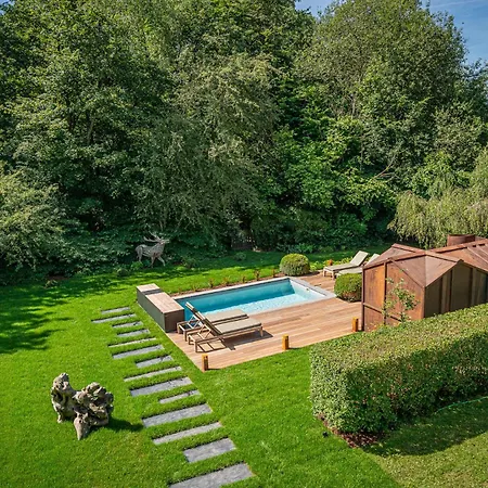 De Luxe Le Balmoral 30a *